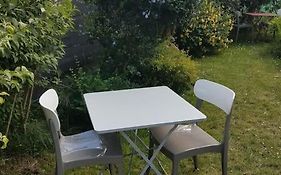 Petit logement sur jardin